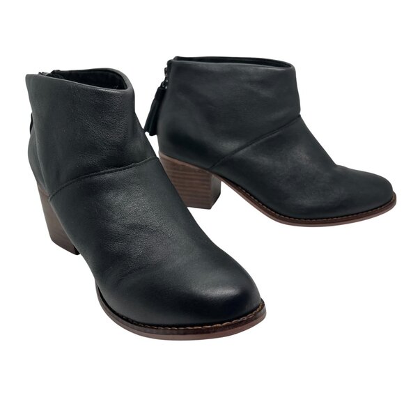 TOMS BLACK LEATHER HEEL ANKLE BOOTS 6.5 WOMENS BACK  ZIP TASSEL BOOTIES WOOD HEE - Picture 3 of 16